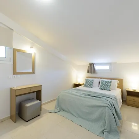 Zissis Suites Downtown Apartment Zante Extérieur photo